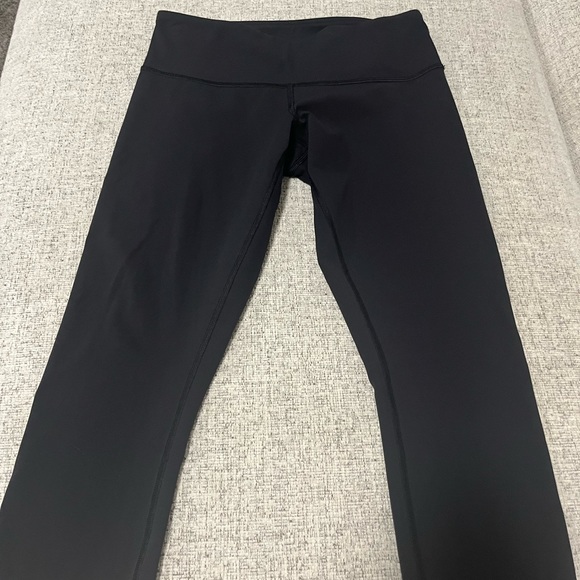 Lululemon black capris leggings - Picture 2 of 2